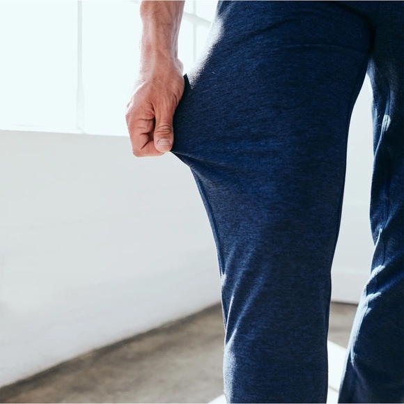 Quince Ultra-Soft Flowknit Performance Pant Heather Navy Large NWT - Picture 3 of 9